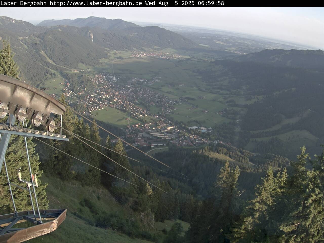 Archived image Webcam View of Oberammergau (Laber Bahn mountain station)