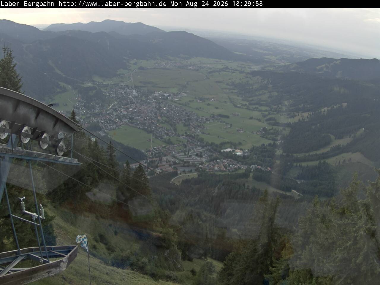 Archiv Foto Webcam Blick auf Oberammergau (Laber Bahn Bergstation)