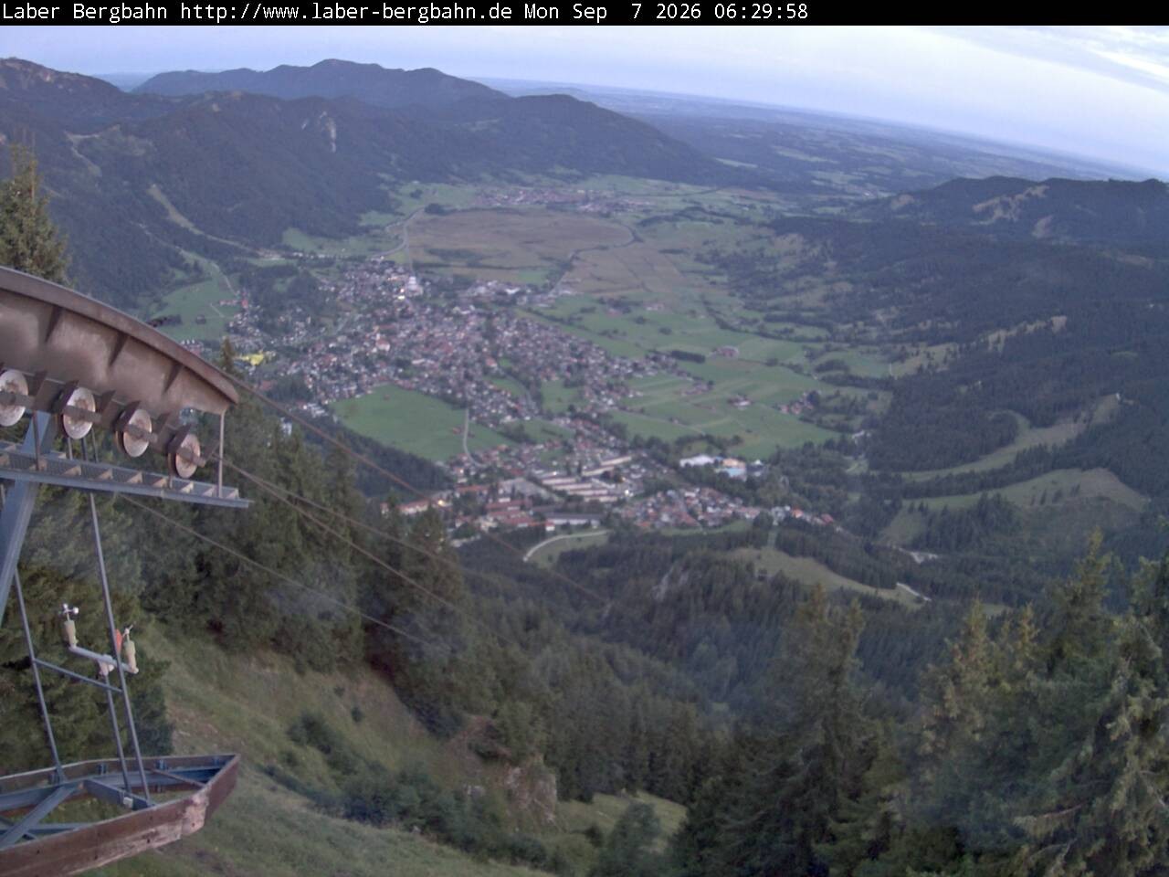 Archiv Foto Webcam Blick auf Oberammergau (Laber Bahn Bergstation)