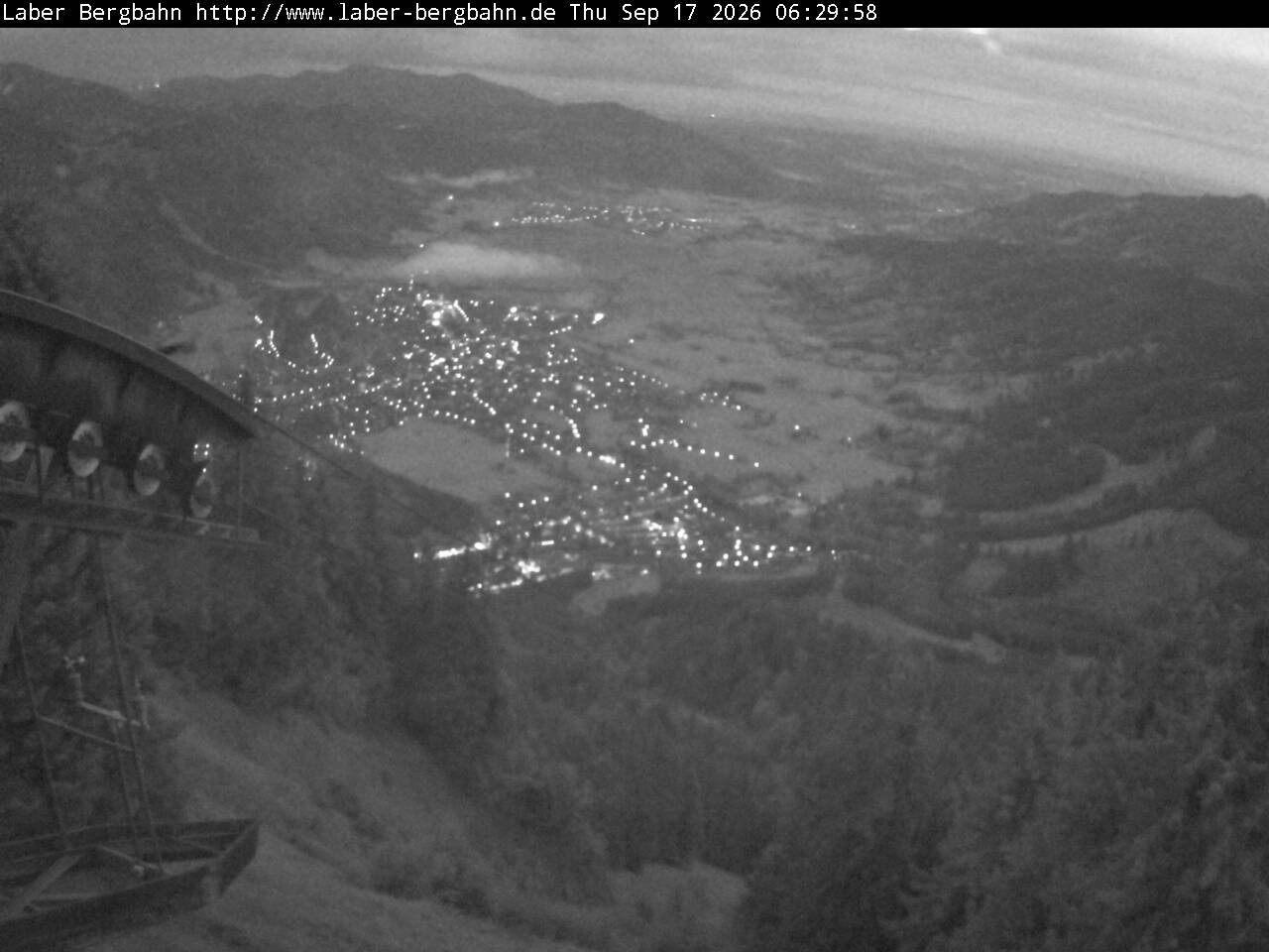 Archived image Webcam View of Oberammergau (Laber Bahn mountain station)
