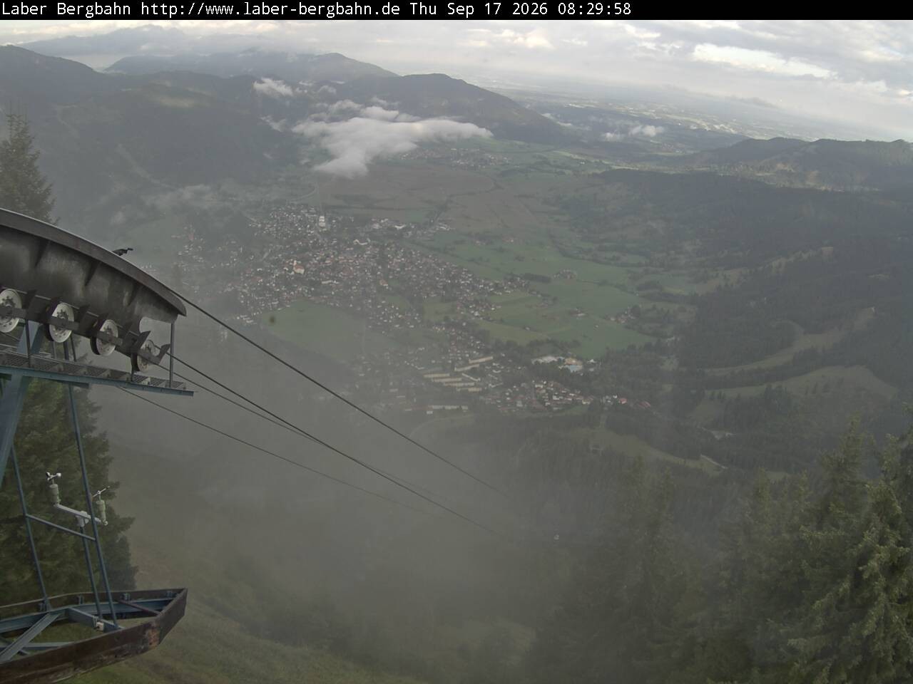 Archived image Webcam View of Oberammergau (Laber Bahn mountain station)