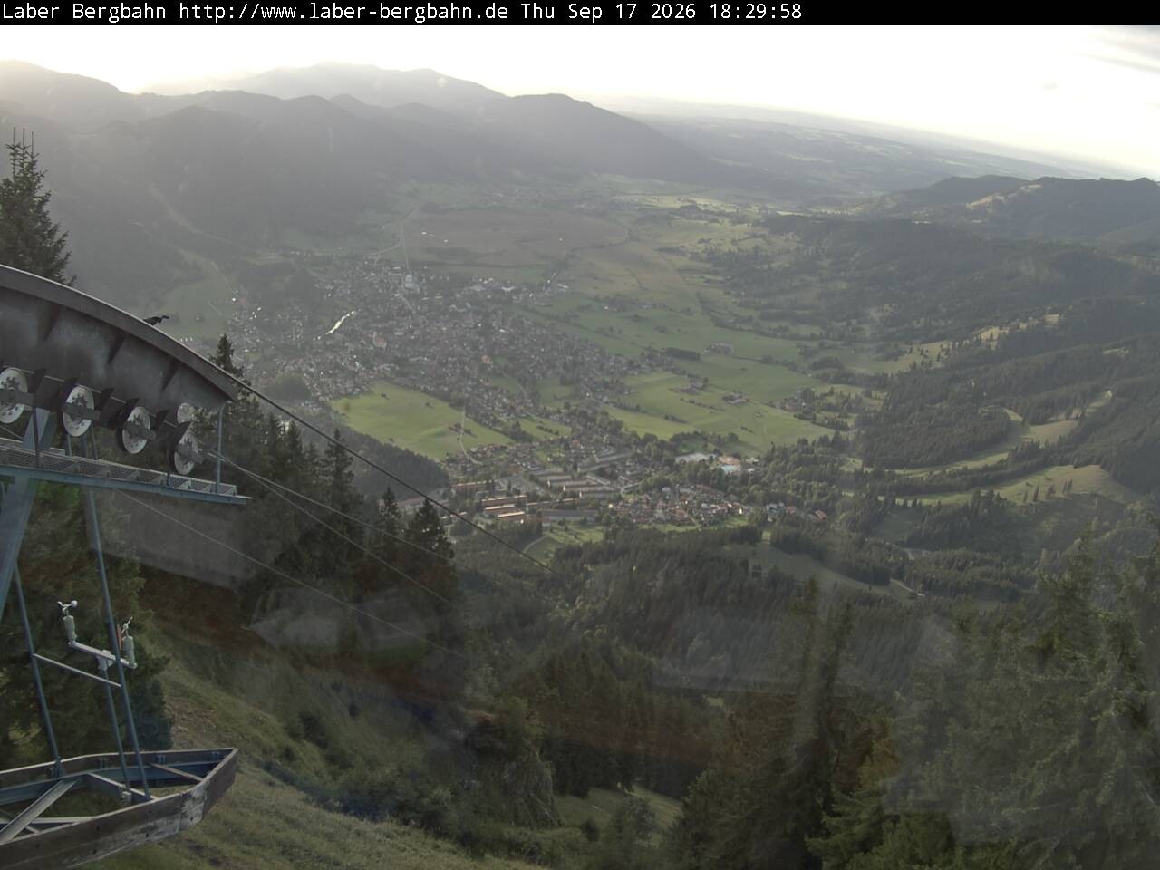 Archived image Webcam View of Oberammergau (Laber Bahn mountain station)