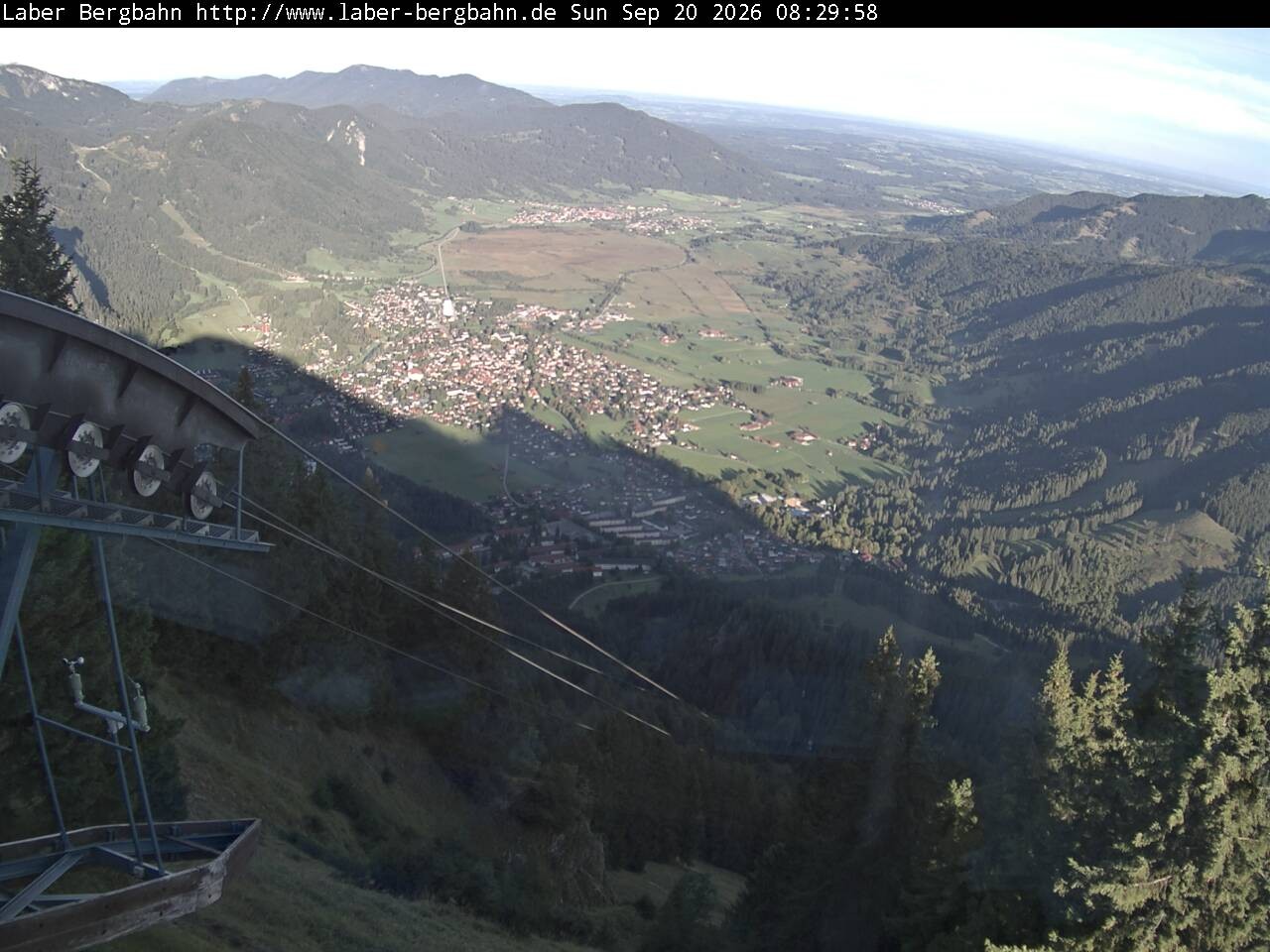 Archiv Foto Webcam Blick auf Oberammergau (Laber Bahn Bergstation)