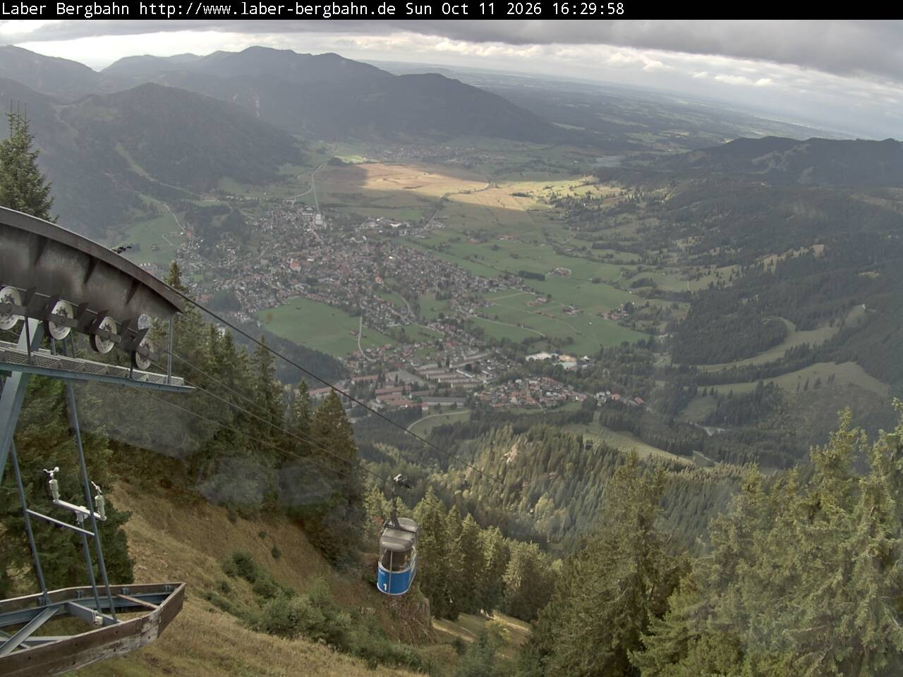 Archived image Webcam View of Oberammergau (Laber Bahn mountain station)