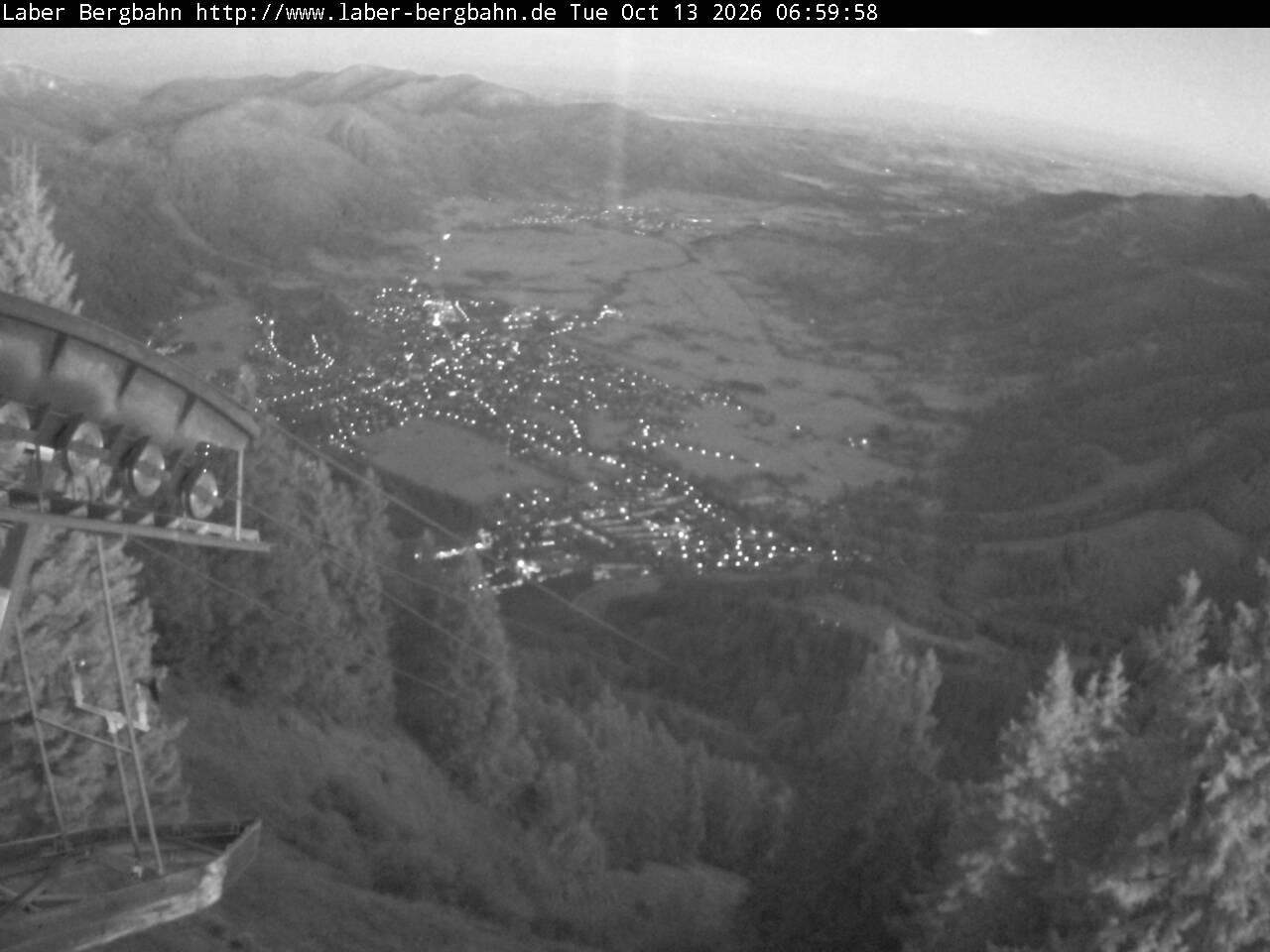 Archiv Foto Webcam Blick auf Oberammergau (Laber Bahn Bergstation)
