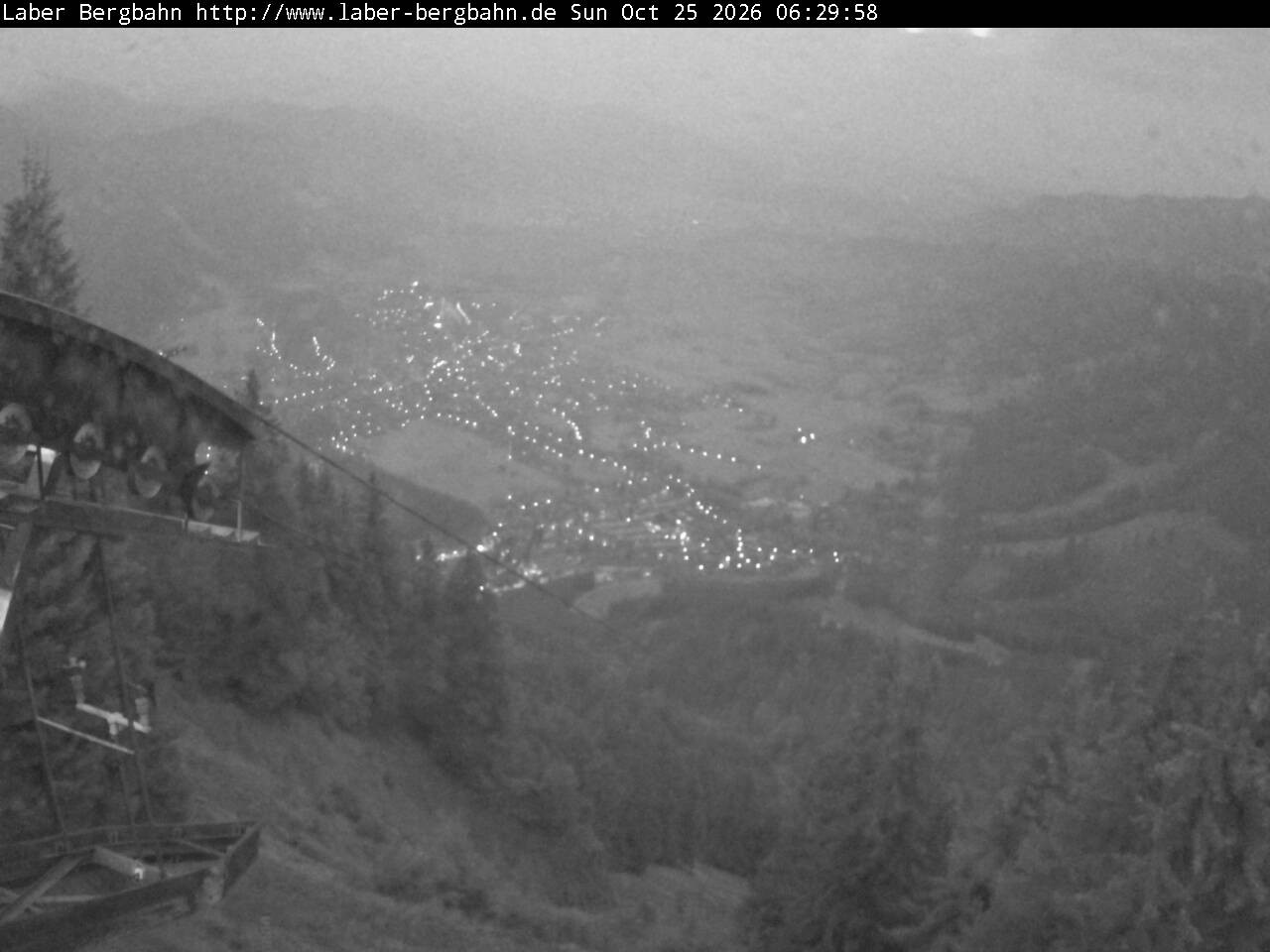 Archiv Foto Webcam Blick auf Oberammergau (Laber Bahn Bergstation)