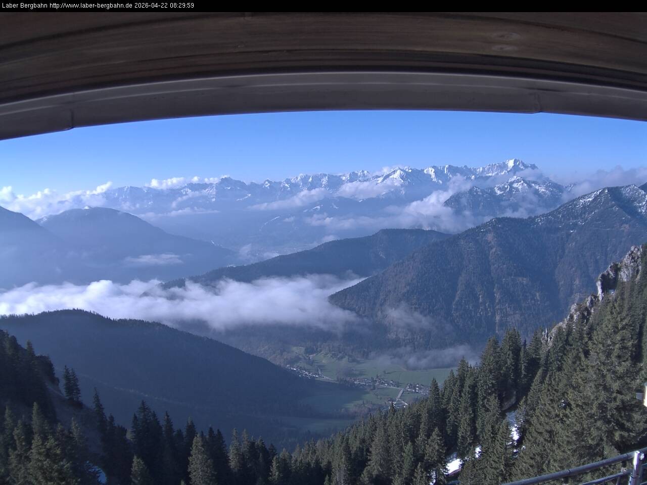 Archived image Webcam Mountain station Laberbahn 1683 m