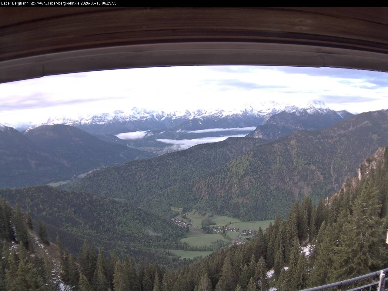 Archived image Webcam Mountain station Laberbahn 1683 m