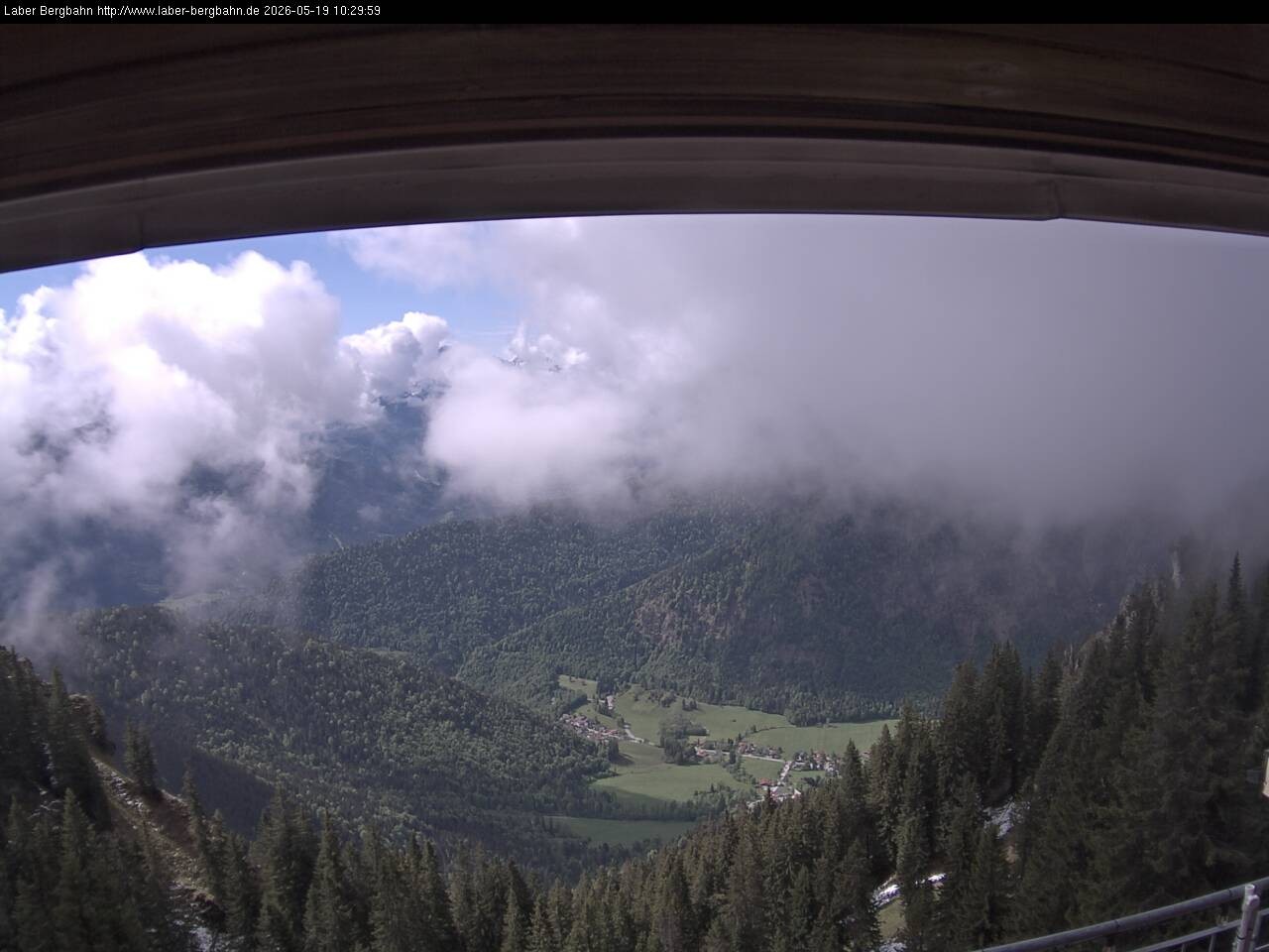 Archived image Webcam Mountain station Laberbahn 1683 m