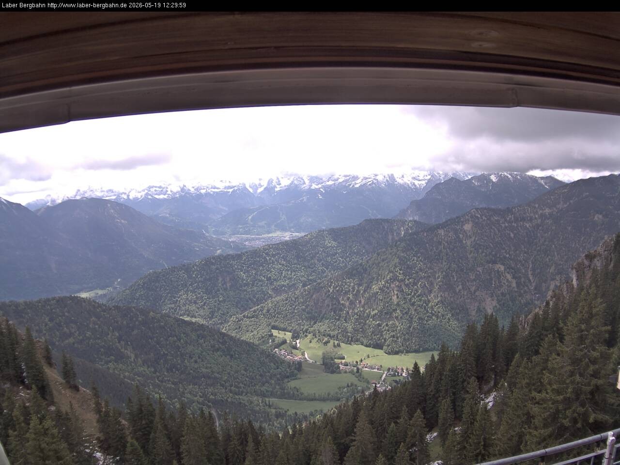 Archived image Webcam Mountain station Laberbahn 1683 m