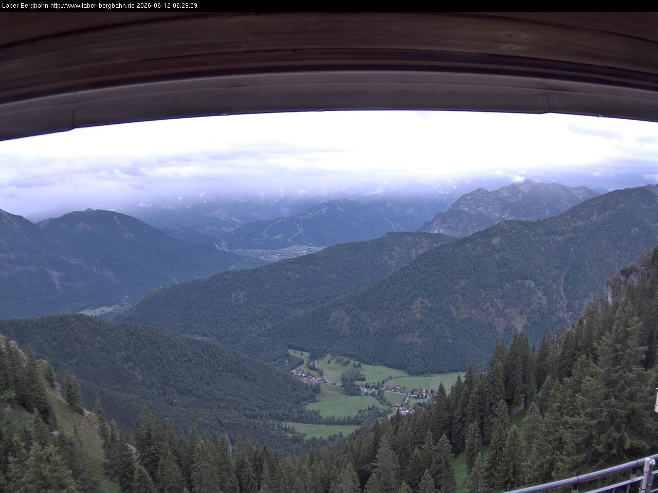 Archived image Webcam Mountain station Laberbahn 1683 m