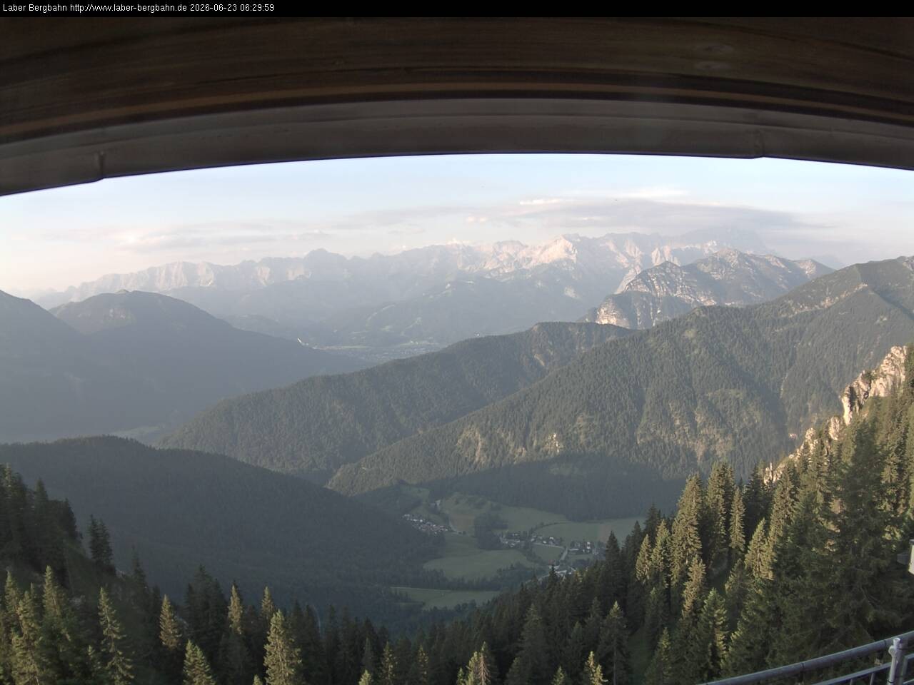 Archived image Webcam Mountain station Laberbahn 1683 m