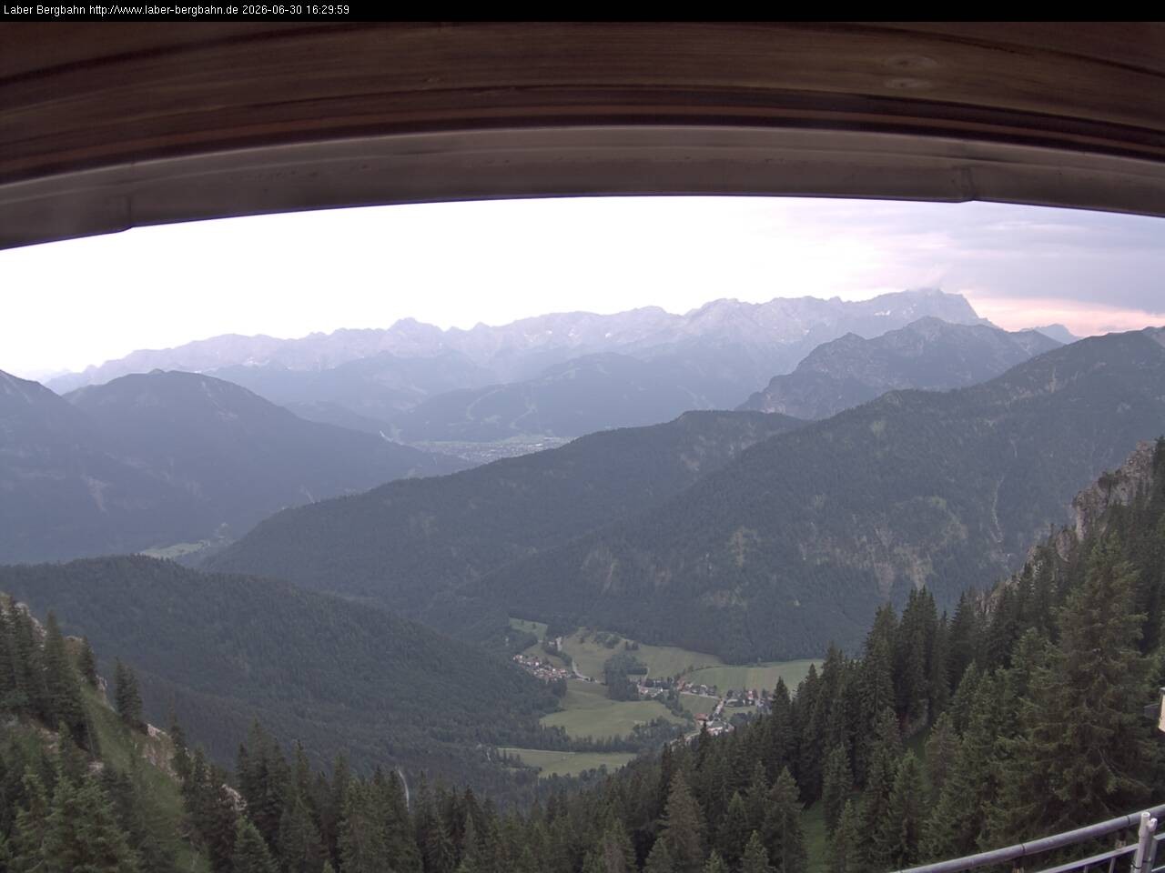 Archived image Webcam Mountain station Laberbahn 1683 m