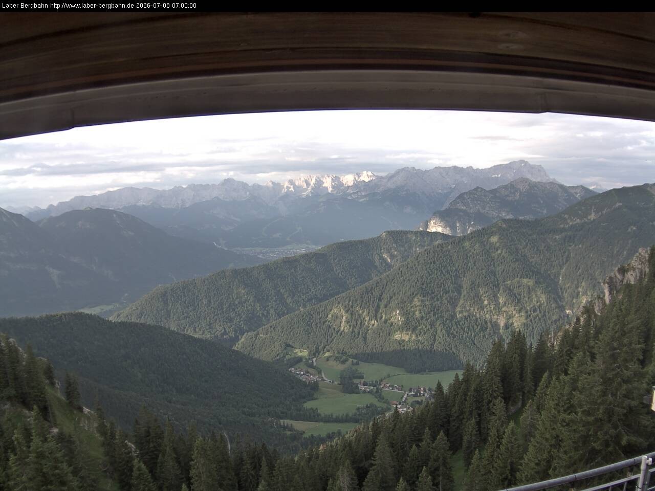 Archived image Webcam Mountain station Laberbahn 1683 m