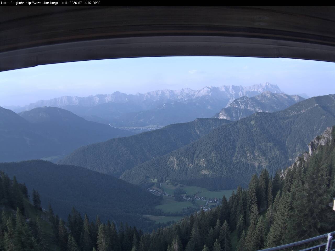 Archived image Webcam Mountain station Laberbahn 1683 m