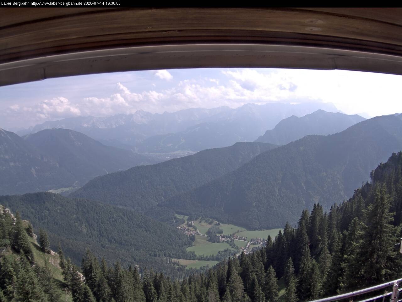 Archived image Webcam Mountain station Laberbahn 1683 m