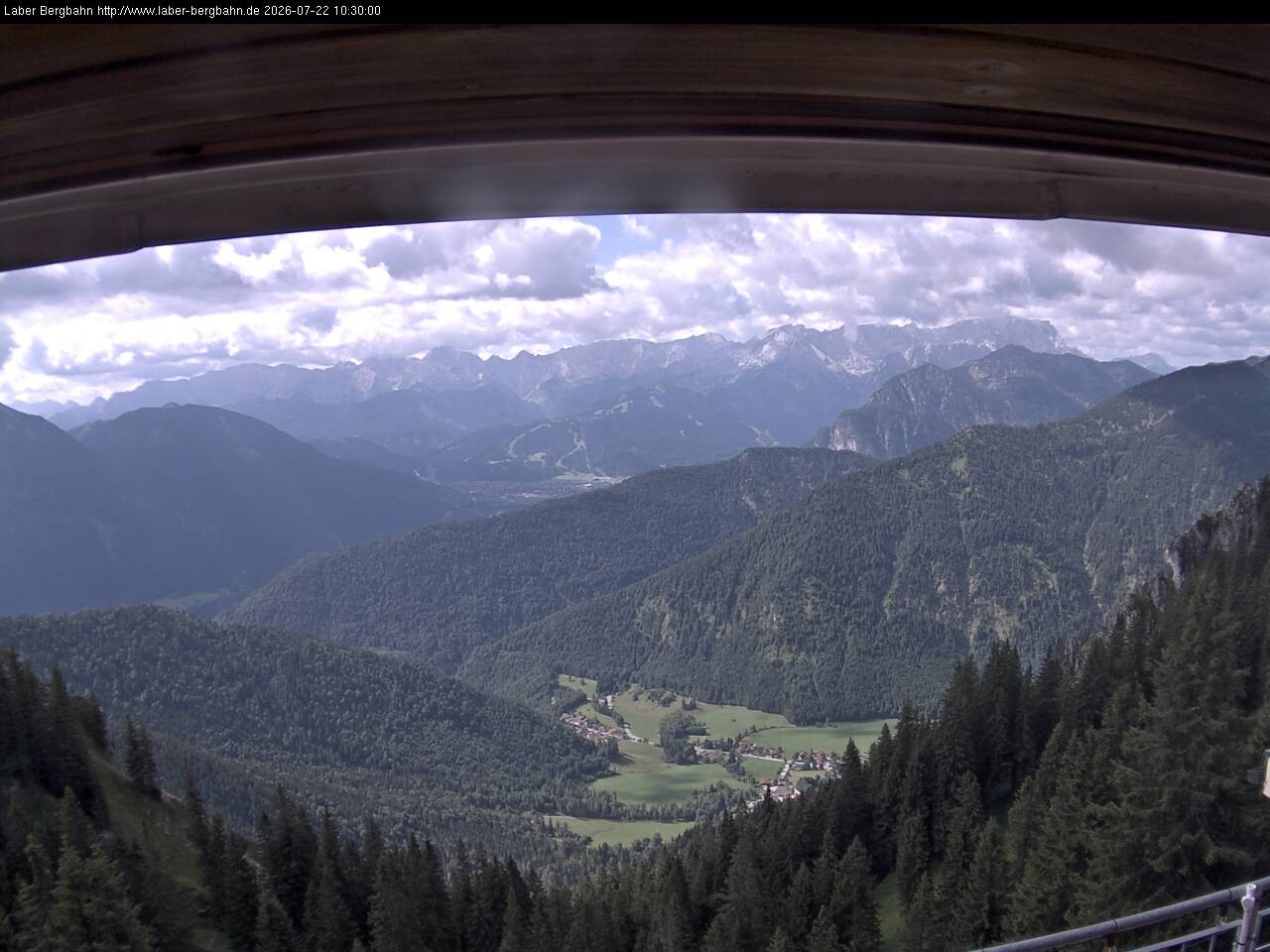 Archived image Webcam Mountain station Laberbahn 1683 m