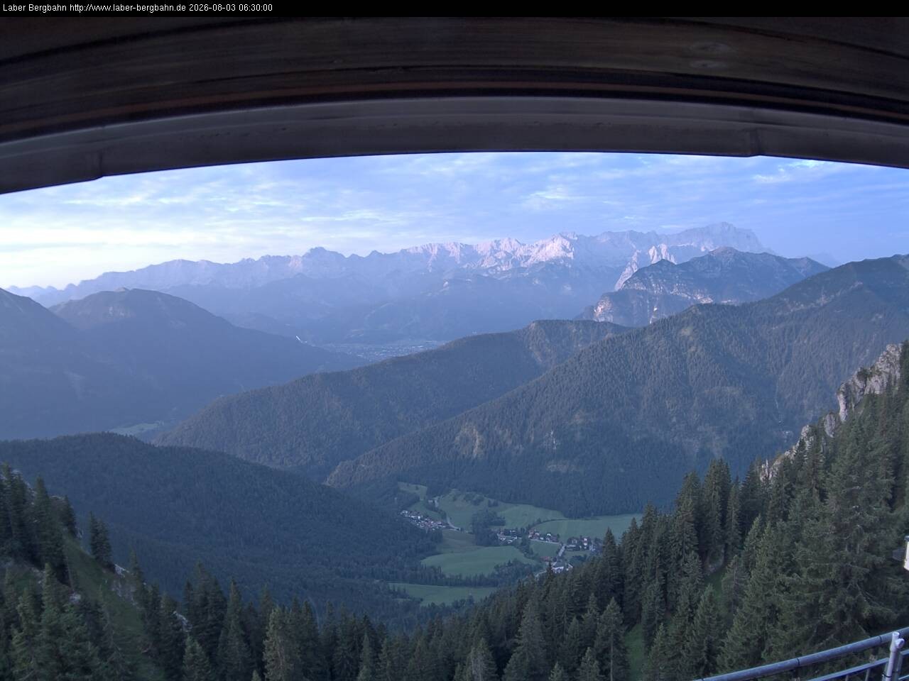 Archived image Webcam Mountain station Laberbahn 1683 m