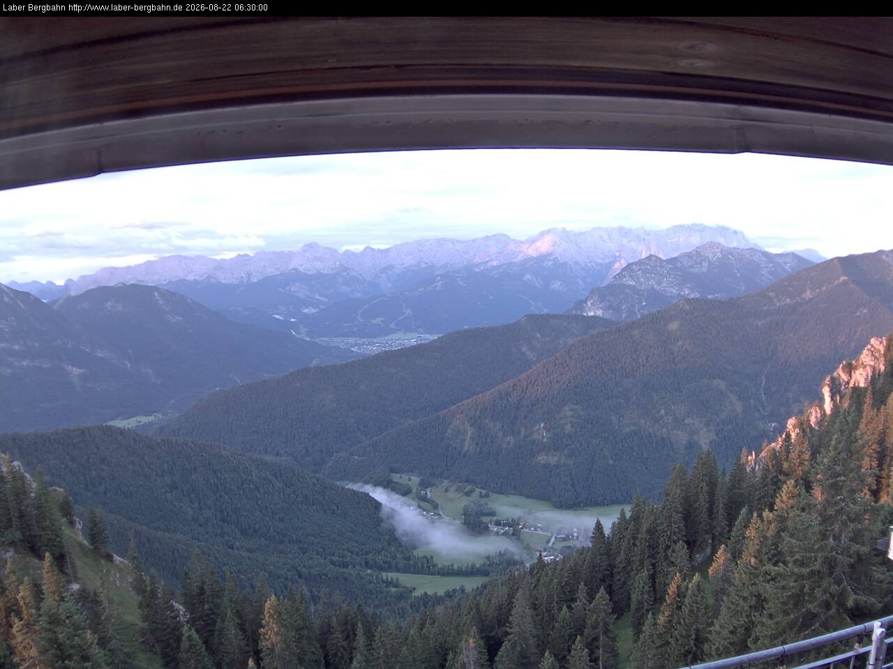 Archived image Webcam Mountain station Laberbahn 1683 m