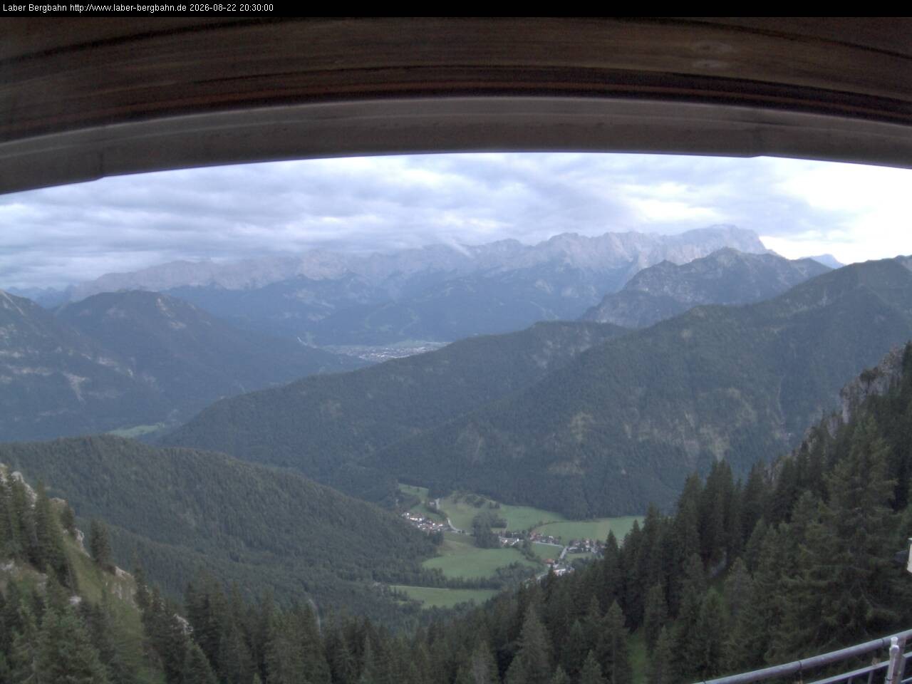Archived image Webcam Mountain station Laberbahn 1683 m
