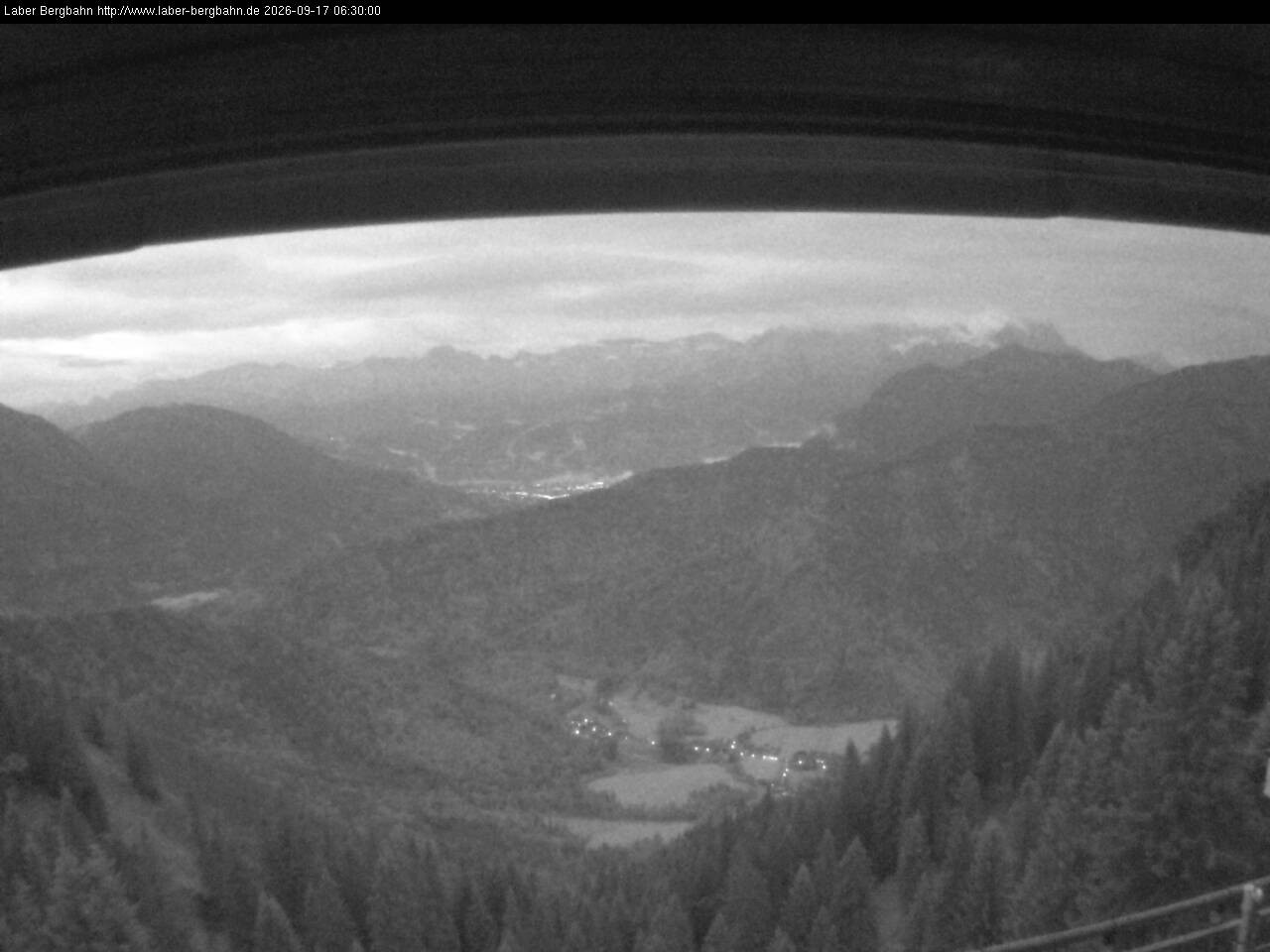 Archived image Webcam Mountain station Laberbahn 1683 m