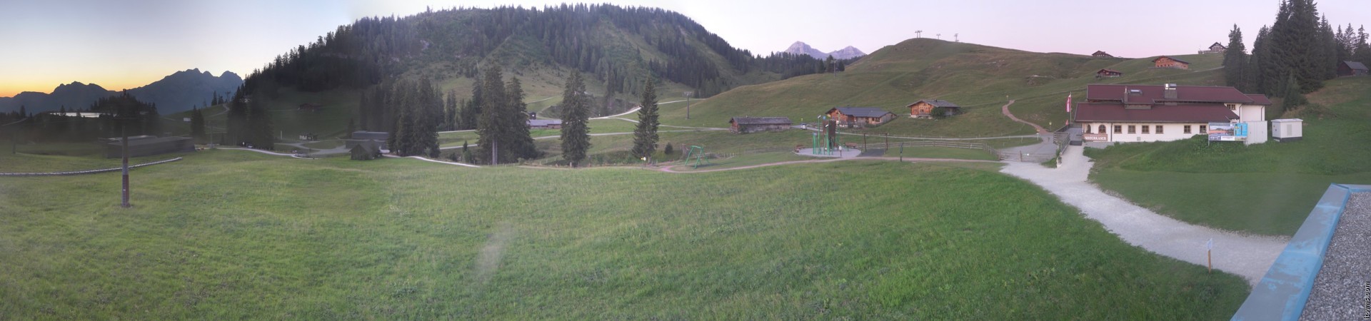 Archived image Webcam Panoramic view Loferer Alp