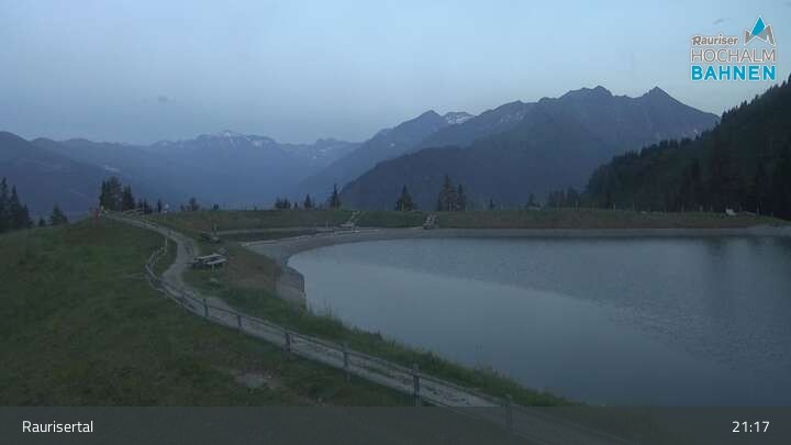 Archived image Webcam View of Rauriser Hochalm