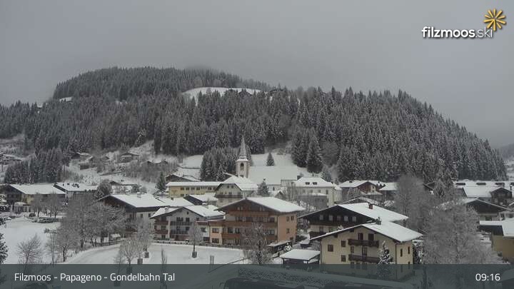 Archiv Foto Webcam Filzmoos - Papageno Talstationsgebäude
