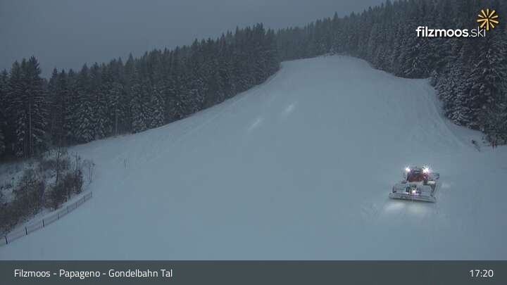 Archiv Foto Webcam Filzmoos - Papageno Talstationsgebäude