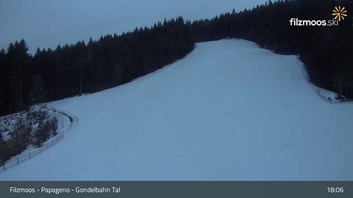 Archiv Foto Webcam Filzmoos - Papageno Talstationsgebäude