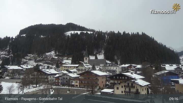 Archiv Foto Webcam Filzmoos - Papageno Talstationsgebäude