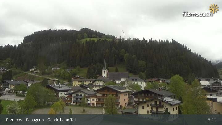 Archiv Foto Webcam Filzmoos - Papageno Talstationsgebäude