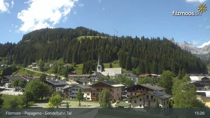 Archiv Foto Webcam Filzmoos - Papageno Talstationsgebäude