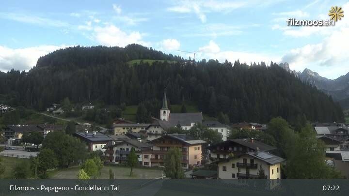 Archiv Foto Webcam Filzmoos - Papageno Talstationsgebäude