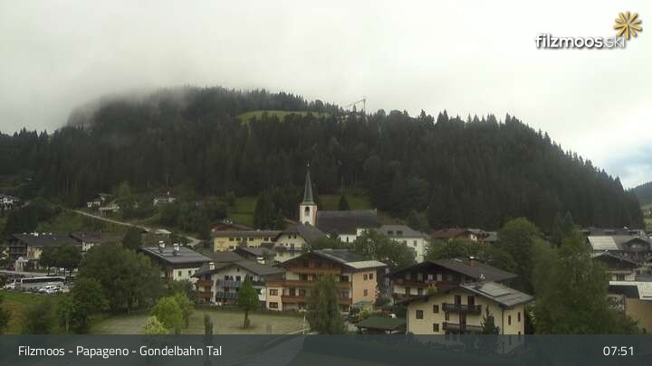 Archiv Foto Webcam Filzmoos - Papageno Talstationsgebäude