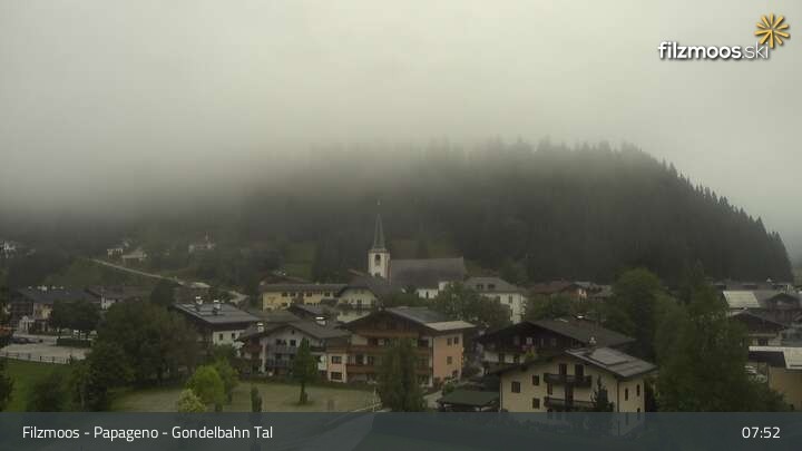 Archiv Foto Webcam Filzmoos - Papageno Talstationsgebäude
