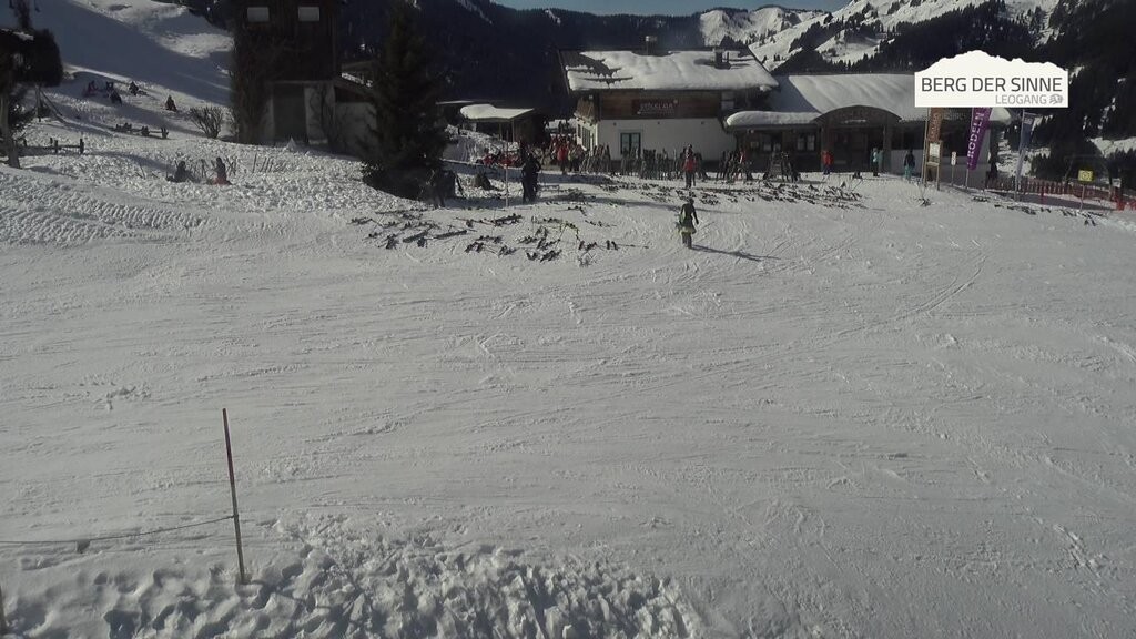 Archived image Webcam Intermediate station Asitz Kabinenbahn