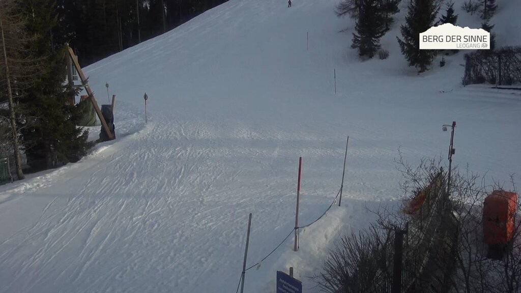 Archived image Webcam Intermediate station Asitz Kabinenbahn