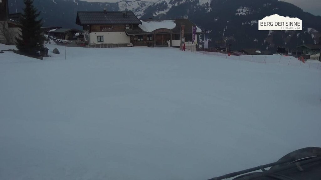 Archived image Webcam Intermediate station Asitz Kabinenbahn