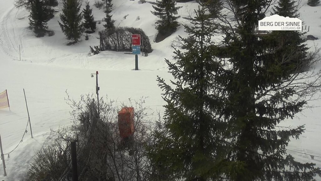 Archived image Webcam Intermediate station Asitz Kabinenbahn