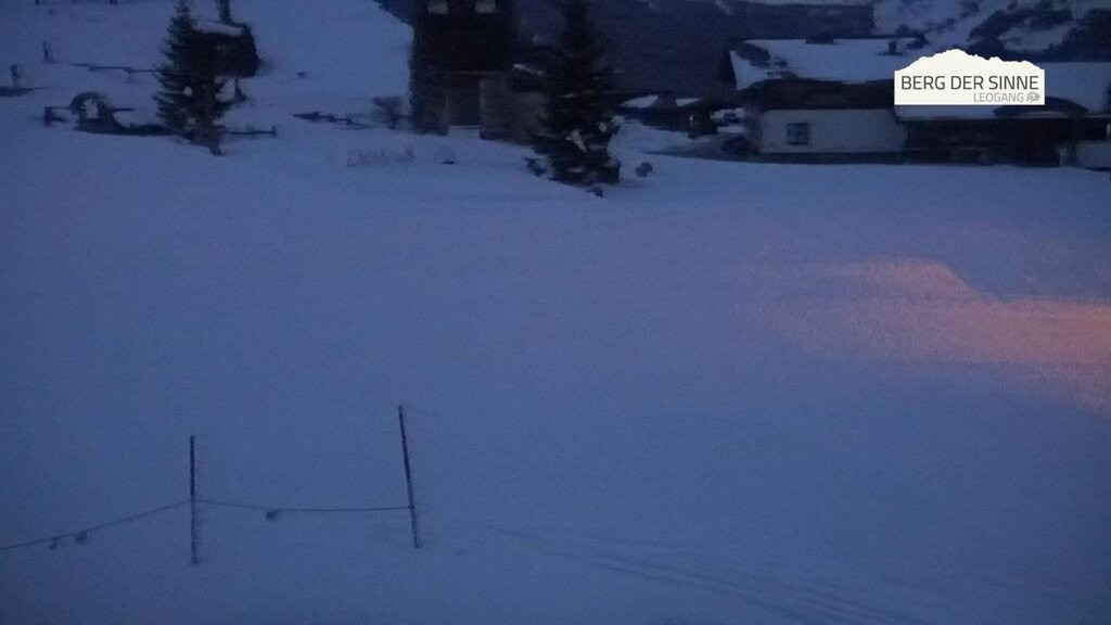 Archived image Webcam Intermediate station Asitz Kabinenbahn