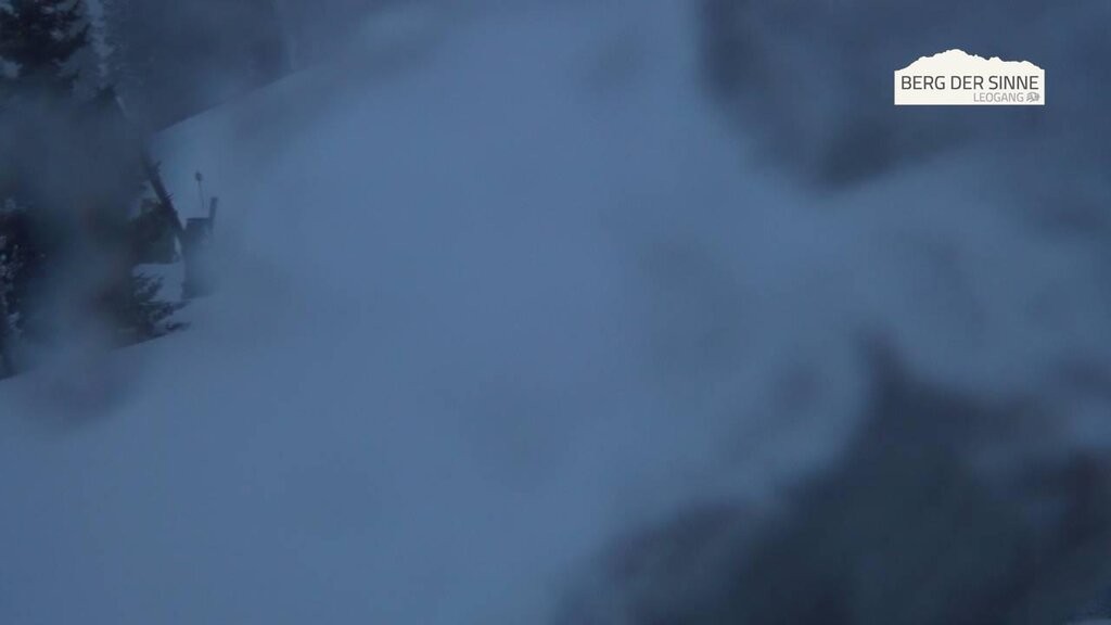 Archived image Webcam Intermediate station Asitz Kabinenbahn