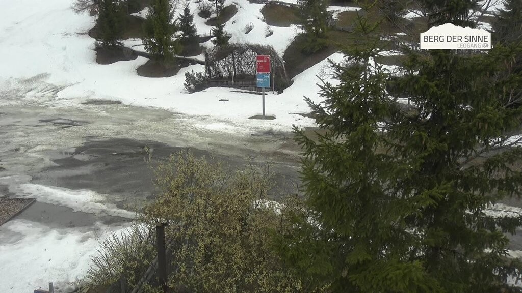 Archived image Webcam Intermediate station Asitz Kabinenbahn