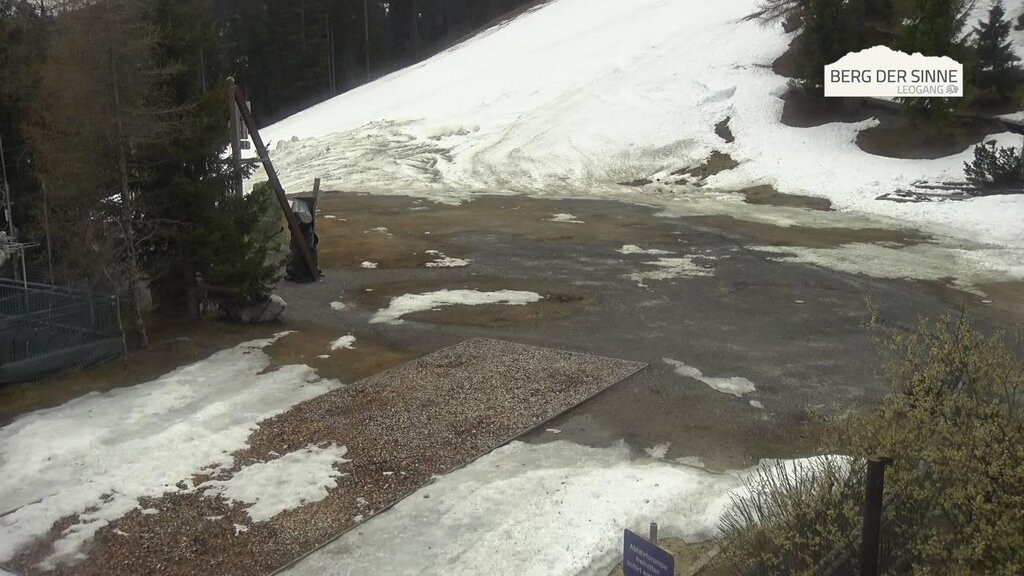 Archived image Webcam Intermediate station Asitz Kabinenbahn