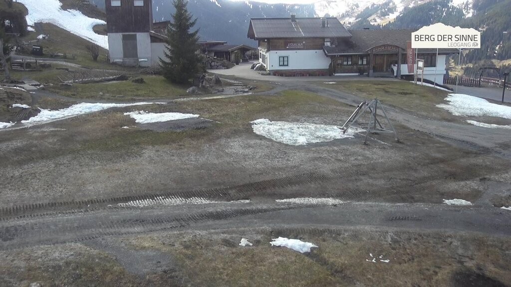 Archived image Webcam Intermediate station Asitz Kabinenbahn