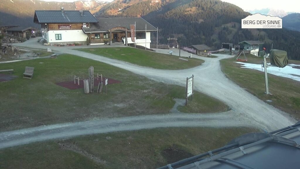 Archiv Foto Webcam Mittelstation Asitz Kabinenbahn