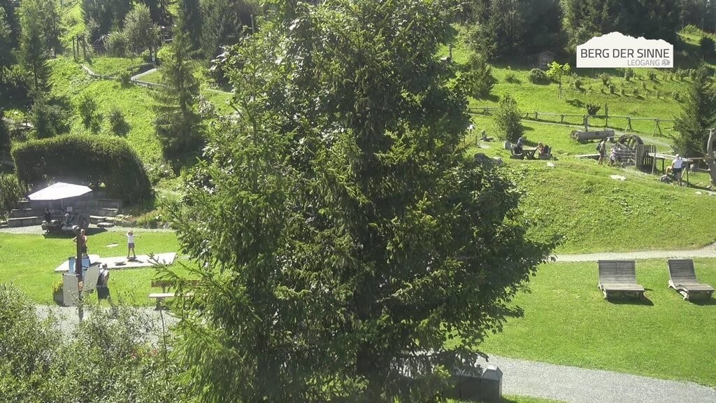 Archived image Webcam Intermediate station Asitz Kabinenbahn