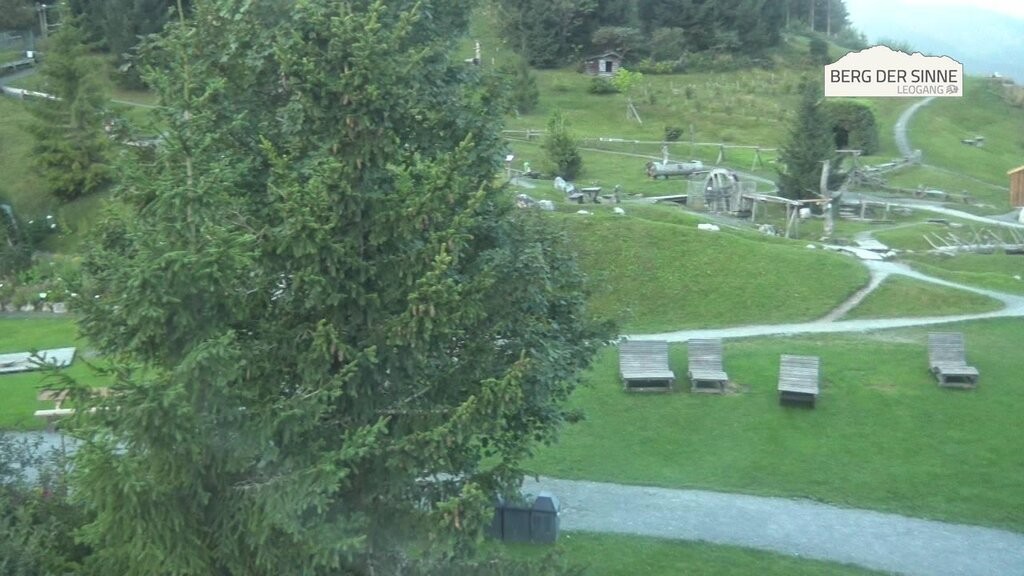 Archived image Webcam Intermediate station Asitz Kabinenbahn