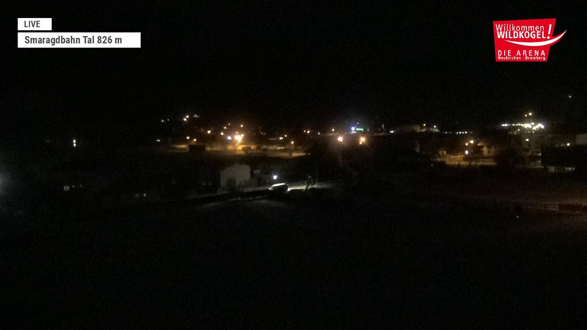 Archiv Foto Webcam Wildkogel: Frühmesserbahn - Bergstation