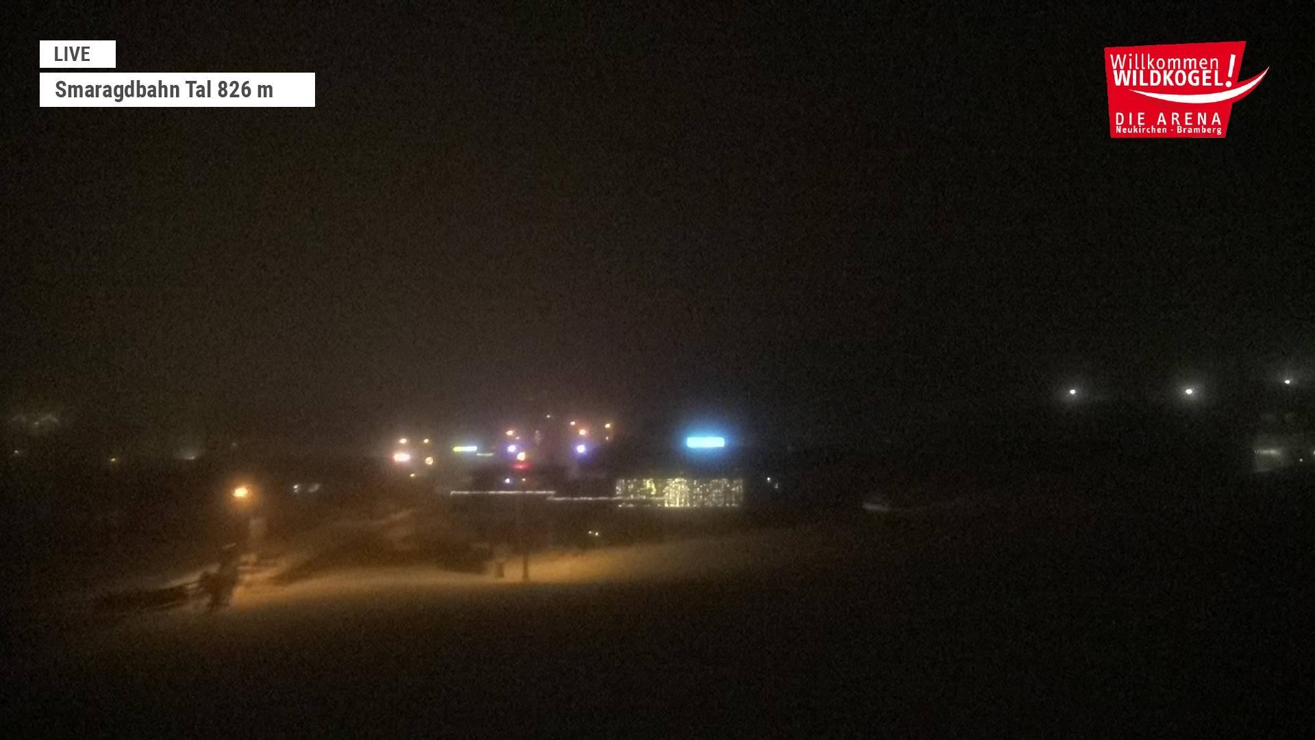 Archiv Foto Webcam Wildkogel: Frühmesserbahn - Bergstation